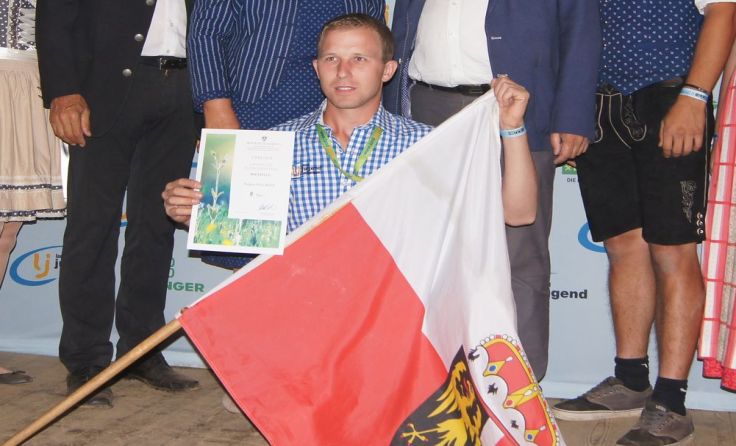 Markus Söllradl (erste Reihe knieend) Foto: Landjugend