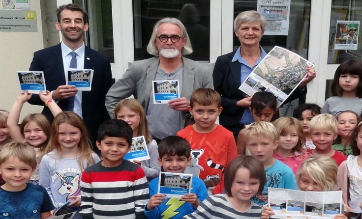 Die Schüler freuen sich über den Plan. Foto: Kuratorium für Verkehrssicherheit