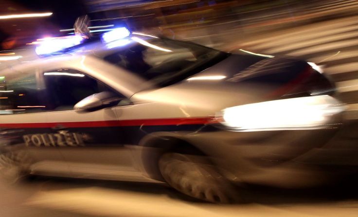 Der Täter brach in ein Einfamilienhaus ein. Symbolfoto: V. Weihbold