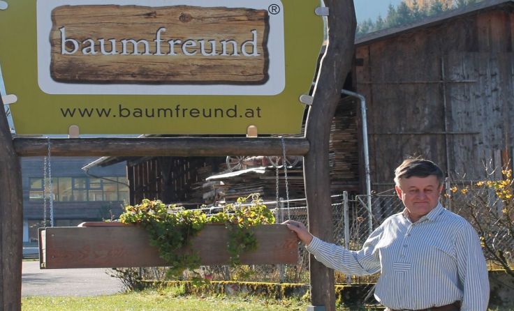 Franz Schmeißl ist ein wahrer Freund der Bäume. Foto: Carina Kerbl