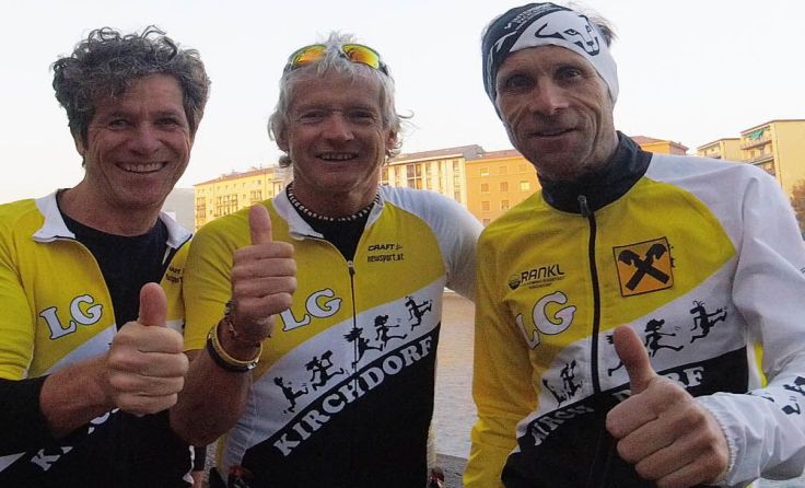 Die Athleten der Laufgemeinschaft. Foto: Hufnagl/ Janout