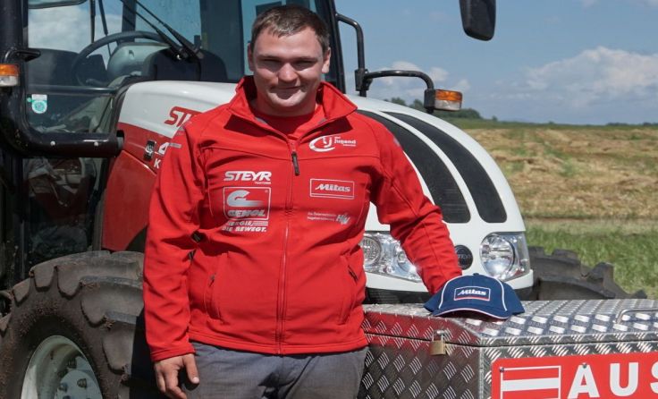 Stefan Steiner wurde im Graslandpflügen Vizeweltmeister. Foto: G. Hütmeyer