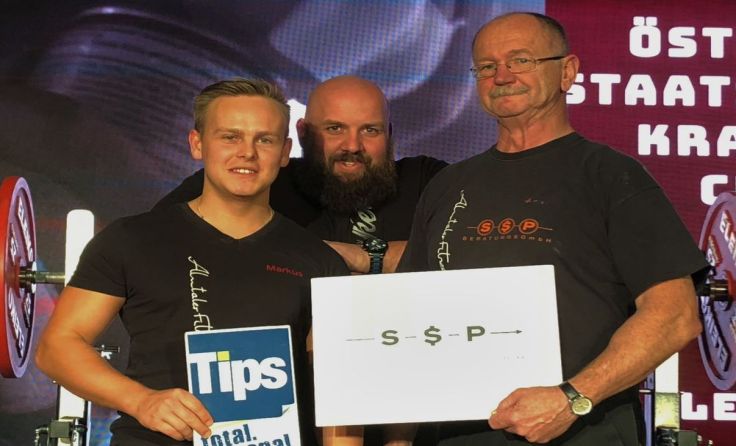 Markus Binder, Mario Hopf und Trainer Fritz Oppeneder (v. l.). Foto: J. Binder