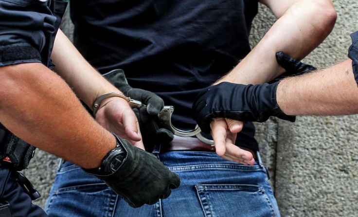 Ein Drogendealer aus Kirchdorf wurde festgenommen. Symbolfoto: V. Weihbold