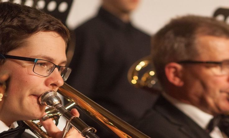 Der Musikverein Kremsmünster lädt zum „Mittanzen“ ein. Foto: Fritz Lachmayr
