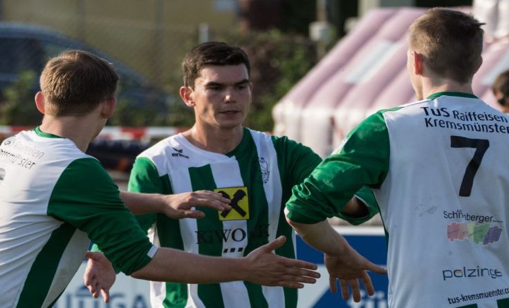 Chiles Angriffsstar Alvaro Mödinger bei seinem ersten Spiel für den TuS. Foto: TuS