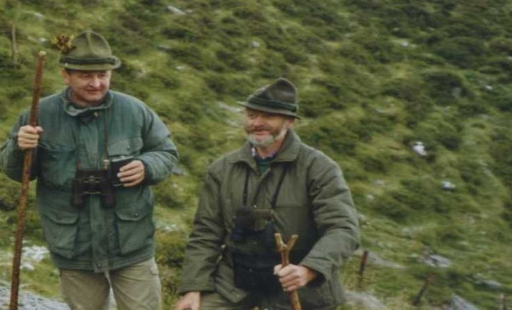 Herbert Prentner (r.) geht in seiner Freizeit gerne auf die Jagd.