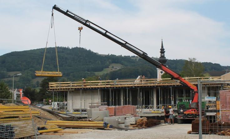 Bis November diesen Jahres soll der Rohbau fertiggestellt werden. Foto: Carina Kerbl