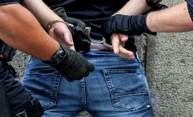 Der 14-Jährige war gegenüber der Polizei geständig. Symbolfoto: V. Weihbold