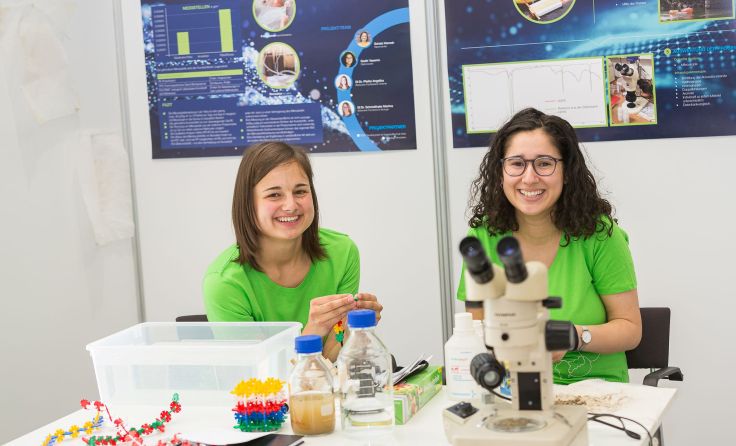 Yasemin Gedik und Schatz Hannah von der HLUW Yspertal Foto: VOGUS