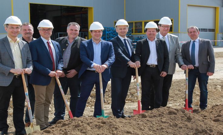 Am Standort Lengau plant die Firma Lugstein Cabs eine Erweiterung.