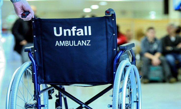 Der junge Schüler wurde nach dem Unfall im Krankenhaus Braunau ambulant behandelt. Foto: Weihbold