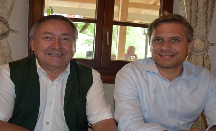 Franz Weinberger (l.) begleitete Wolfgang Hattmannsdorfer beim Bezirksbesuch.