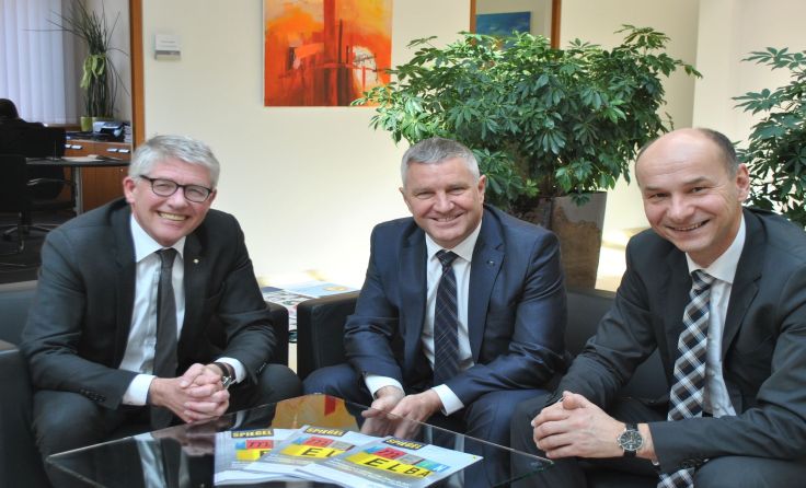 Die Geschäftsleitung in Perg blickt auch 2018 sehr optimistisch in die Zukunft. Foto: Mai