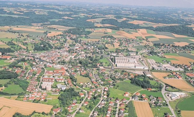 Schwertberg aus der Luft.