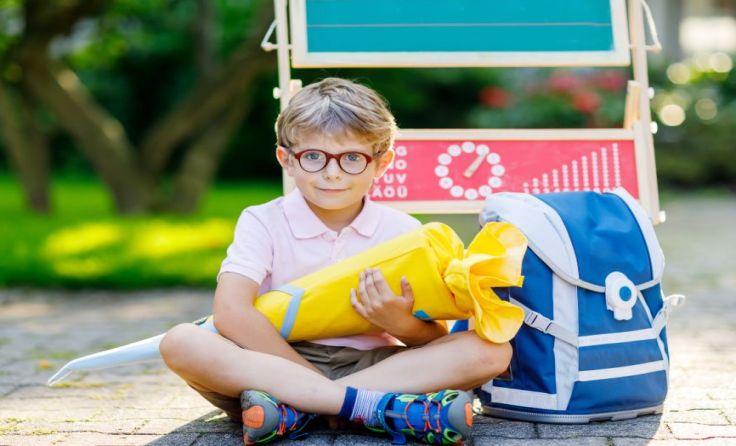 Das neue Schuljahr hat wieder begonnen. Foto: Romrodphoto/ Shutterstock.com