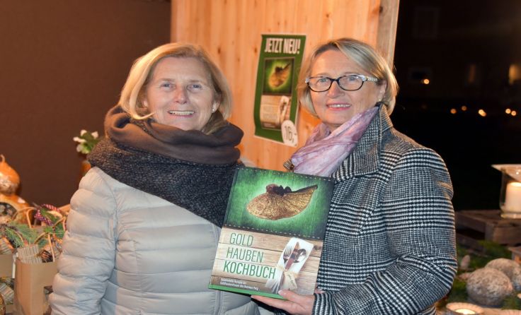 Bezirksobfrau Gerti Fröschl und ihre Stellvertreterin Helene Aichhorn Foto: Albert Kern