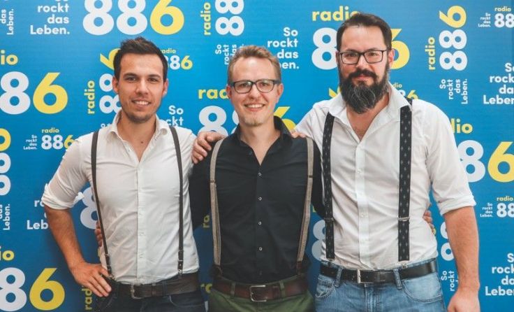 Die Drei brauchen Stimmen für den Sieg. Foto: radio 88.6