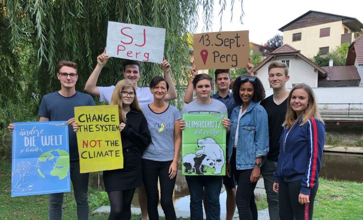 Gemeinsam wird über die Klimakrise geredet. Foto: SJ Perg