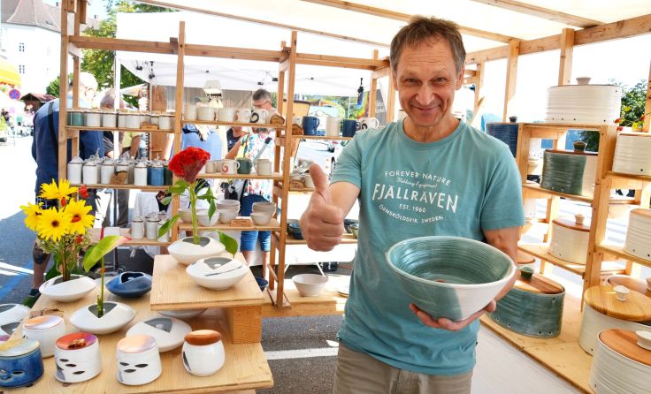 Der Kunsthandwerksmarkt gastiert zum 23. Mal in Grein. Foto: Anna Maria Brandstätter