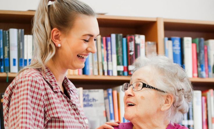 Der Pflegeberuf steht im Fokus. Foto: SoNe