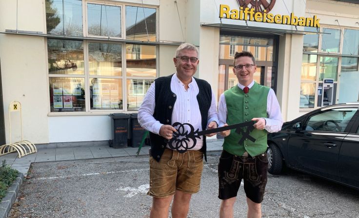 Harald Höflinger (re.) übergibt die Leitung an Harald Hintersteininger. Foto: mai