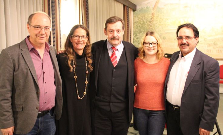 Das Organisationsteam von „talk mit“ und Professor Werner Gruber. Foto: BSA Perg