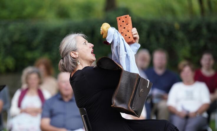 Puppenspielerin Brigitte Hofer (Foto: Reinhard Winkler)