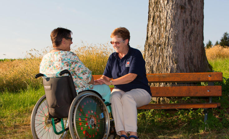 Elisabeth Dobler ist seit 1990 Teil der Rotkreuz-Familie. (Foto: RK OOE)