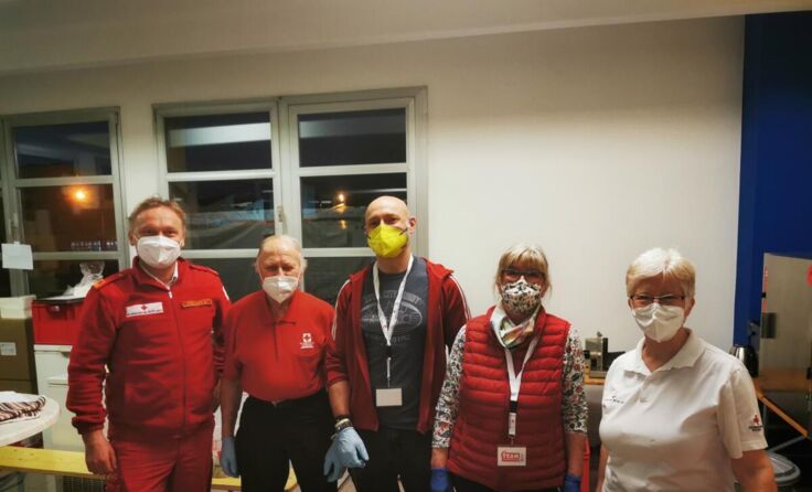 RotesKreuz-Team bedankt sich bei den vielen freiwilligen Helfern. (Foto: OÖRK_Bezirksstelle Perg)