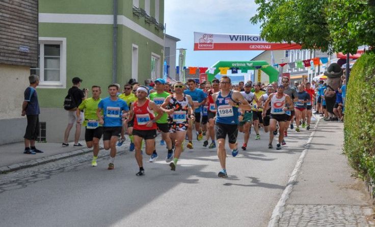 Mehr als 300 Läufer nahmen die Schinderei Panoramalauf auf sich. Foto: Union Altenfelden
