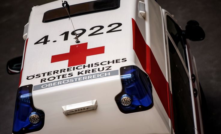 Der Verletzte wurde mit der Rettung ins Klinikum Rohrbach gebracht. Foto: Weihbold