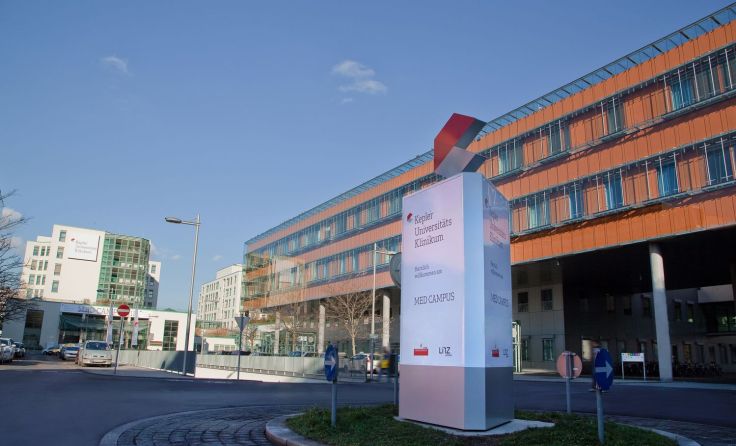 Die Praxisstunden werden am Kepler Universitätsklinikum absolviert. Foto: KUK