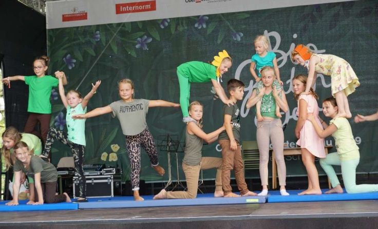 Tanzaufführung bei der Landesgartenschau Aigen-Schlägl (Foto: VHS)