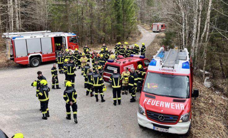 Die Feuerwehrleute konnten schlussendlich wieder abrücken. (Foto: FF Roith)