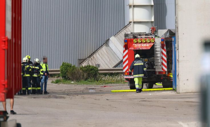Drei Feuerwehren standen im Einsatz. (Foto: laumat/Matthias Lauber)