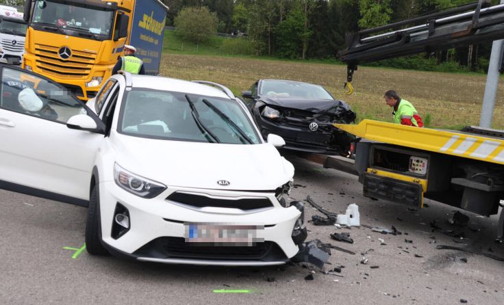 Entgegen ersten Befürchtungen war niemand eingeklemmt. (Foto: laumat/Matthias Lauber)