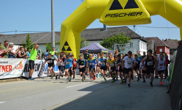 Pfingstsonntag: Seenlauf in Klaffer - auch für die Kleinen. (Foto: seenlauf.com)