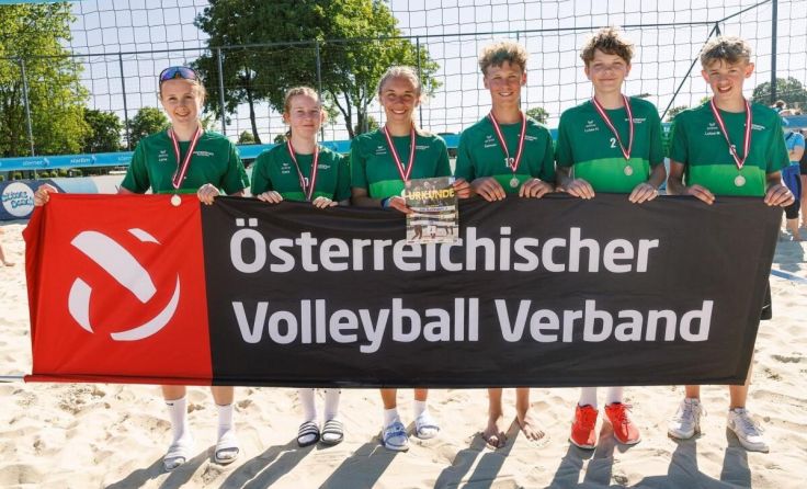 Die versilberten Volleyballer aus Ulrichsberg (Foto: Pröll)
