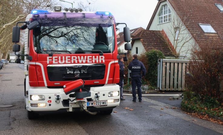 Die Feuerwehr am Einsatzort (Foto: laumat/Matthias Lauber)