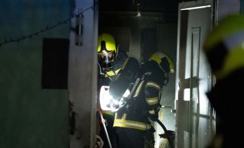 Brand in Heizhaus in Walding – Hausherr von Rettung versorgt