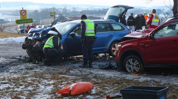 Drei Rettungshubschrauber bei Unfall in Hohenzell im Einsatz
