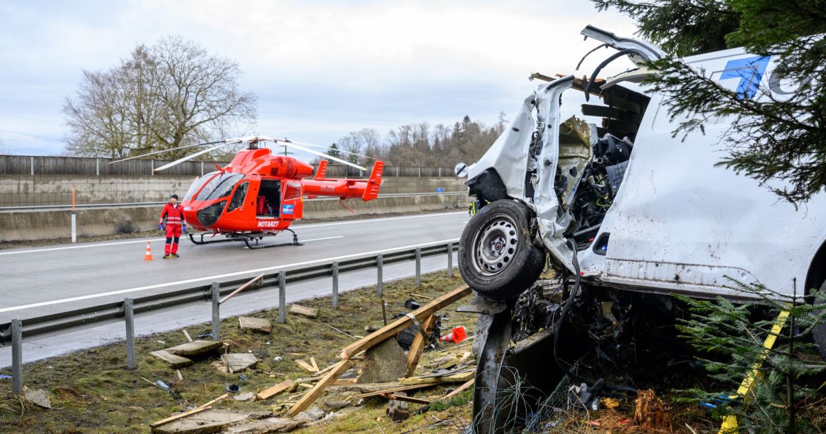 Schweizer bei Unfall auf der A1 bei Laakirchen ums Leben gekommen
