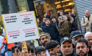 Gedenkveranstaltung nach tödlicher Messerattacke in Linz