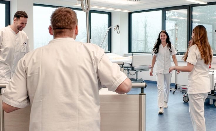 Ivan Ljubić in der Ausbildung (Foto: FH Gesundheitsberufe OÖ)
