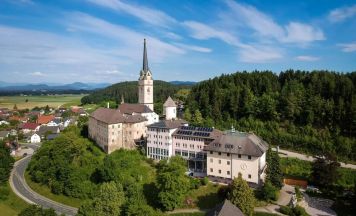 Schloss Puchberg: Unterwegs zu neuer Kraft