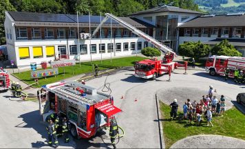 Feuerwehrübung in der Volksschule Tiefgraben/ St. Lorenz