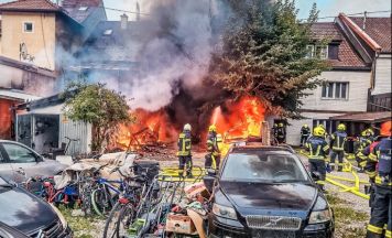 Drei Häuser bei Brand in Helpfau-Uttendorf beschädigt