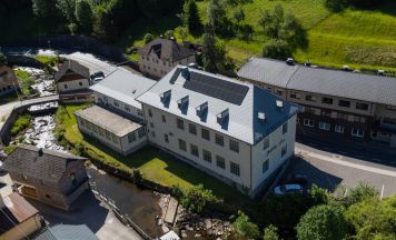 Reinhard Mühlsteiner Dach & Wand GmbH: Neues Zuhause, bewährte Qualität