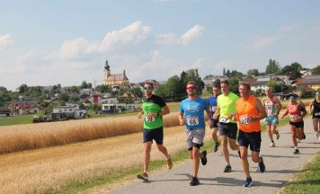 Kerstin Springer und Florian Gruber waren beim Panoramalauf in Altenfelden die schnellsten